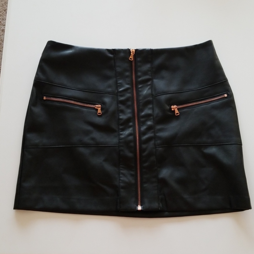 Kendall & Kylie Mini Skirt